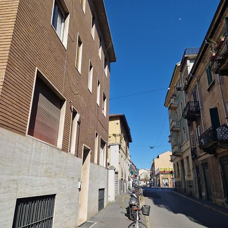 Studio Luna Apartments Milan Luaran gambar